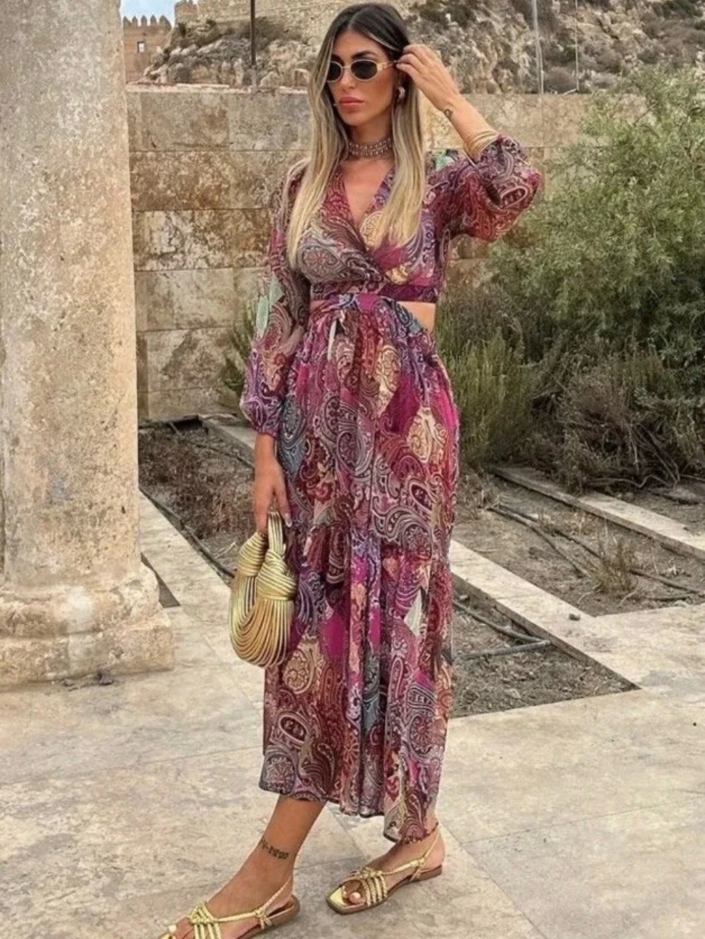 Zara Paisley Print Long Sleeve Midi Dress Featuring a Cut-out Waist Detailing
